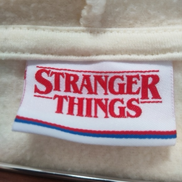 Womens Upside Down Stranger Things Cropped Hoodie Size XL - Picture 3 of 5